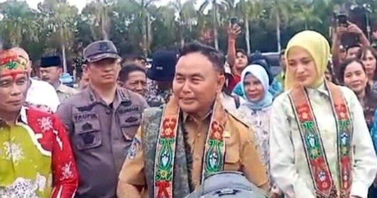 Gubernur Kalteng Laksanakan Kunker Sekaligus Gelar Pasar Murah di Kabupaten Murung Raya
