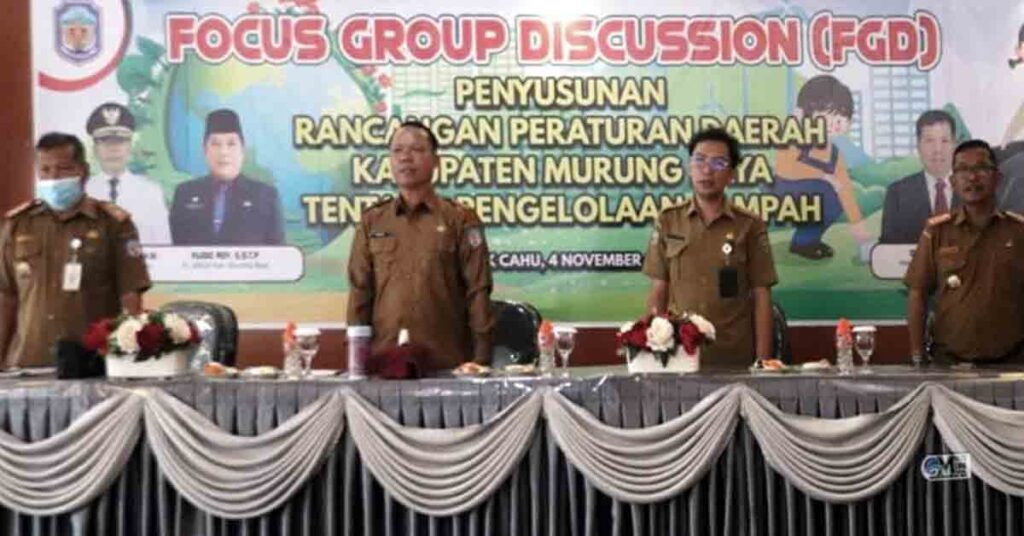 DLH Mura Gelar FGD Penyusunan Raperda Pengelolaan Sampah