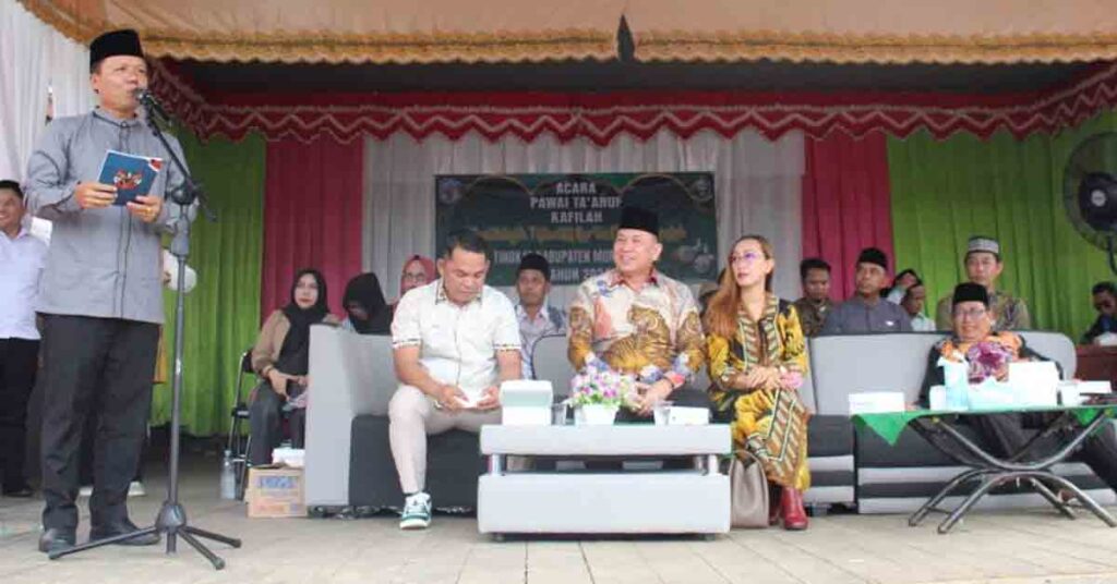 Ketua dan Wakil Ketua II DPRD Mura Hadiri Pelepasan Pawai Ta'aruf MTQ ke–X