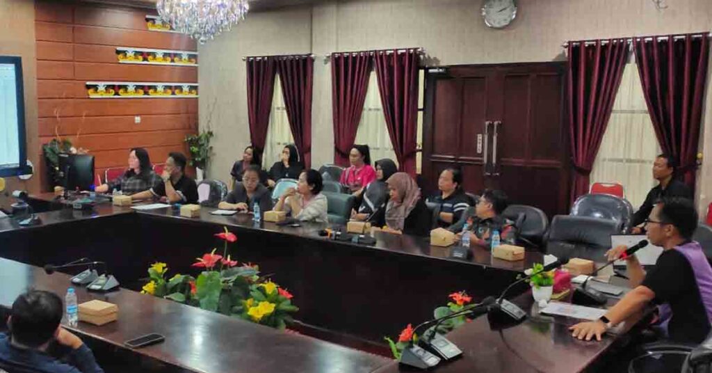 Asisten I Mura Pimpin Acara Sosialisasi Perbup Mura Nomor 23 Tahun 2024