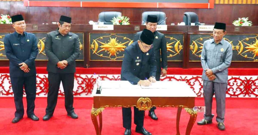 Penandatanganan Nota Kesepakatan KUA-PPAS TA 2025 DPRD dan Pemkab Mura