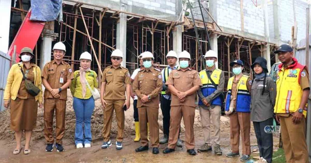 Sejumlah Proyek Pembangunan Infrastruktur Ditinjau Pj Bupati