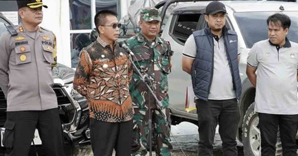 Pj Bupati Mura Hadiri Pelepasan Logistik Pilkada 2024