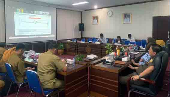 Asisten Ekbang Setda Kalteng Ikuti Rakor Tinjauan Inflasi dan IPH Minggu ke-5 Januari 2025
