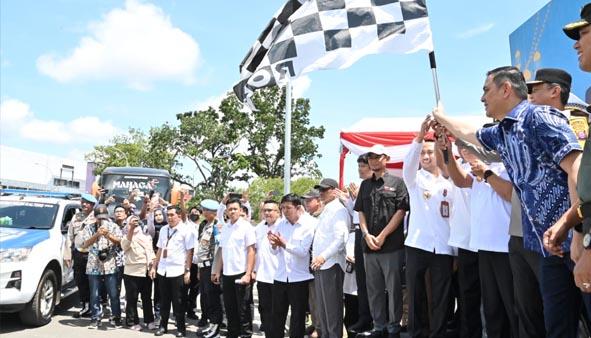 Lepas Peserta Mudik Gratis, Wagub Sampaikan Pemprov Kalteng Berkomitmen Bantu Masyarakat Mudik dengan Aman dan Nyaman