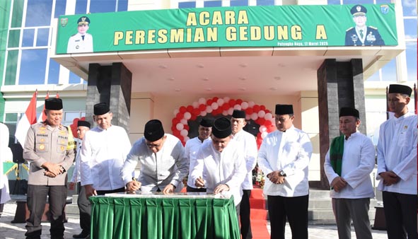 Gubernur Kalteng Bersama Pangdam XII/Tanjungpura Resmikan Gedung A Makorem 102/Pjg