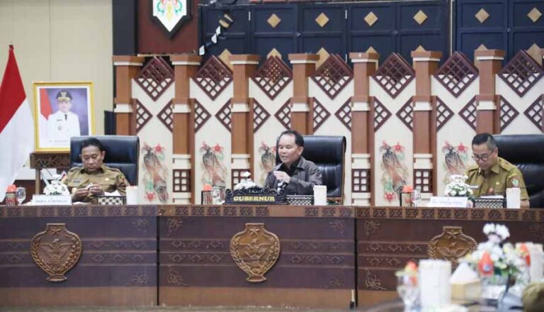 Leonard S Ampung Resmi Jabat Plt Sekda Prov Kalteng