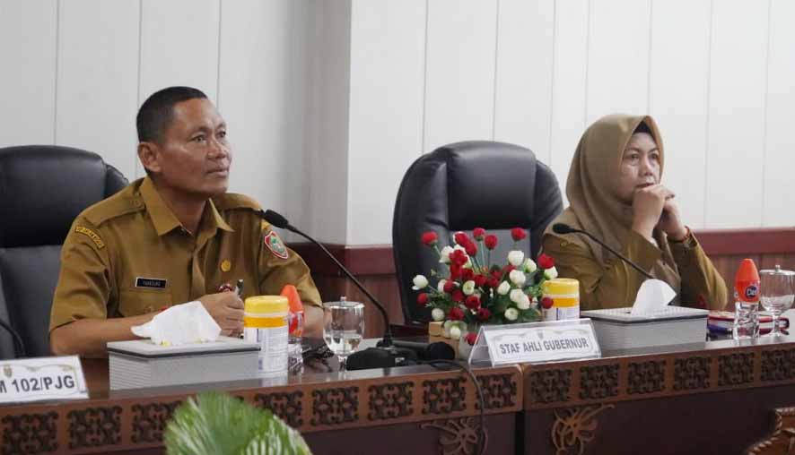 Sahli Gubernur Hadiri Secara Virtual Rakor Pengendalian Inflasi Perkembangan Harga Minggu ke-4 April 2025