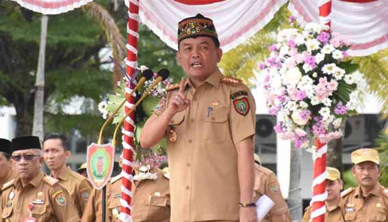 Gubernur Agustiar Sabran Pimpin Apel Besar Hari Pertama Masuk Kerja