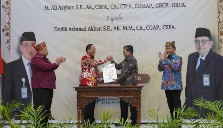 Gubernur dan Wagub Hadiri Sertijab Kepala BPK Perwakilan Kalteng