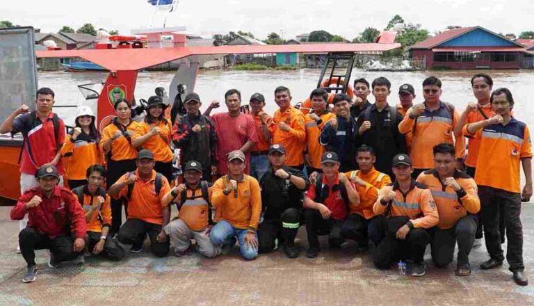 BPBD Kalteng Gelar Pelatihan Operasional Kapal Pemadam Kebakaran untuk Tim Rescue Air
