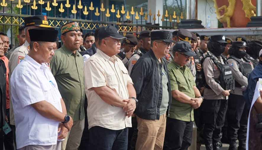 Plt Sekda Terima Aspirasi dari Mahasiswa Serta Gabungan Organisasi Buruh Pada Perayaan May Day