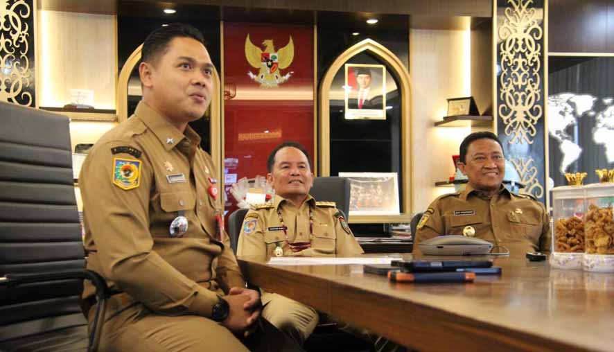 Gubernur Menyapa Para Pelajar Tingkat SMA Melalui Kegiatan “Pak Agustiar Mengajar”