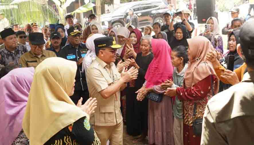 Gubernur Kalteng Tegaskan Komitmen “Membangun dari Desa” pada Kunjungan Kerja di Desa Riam Durian