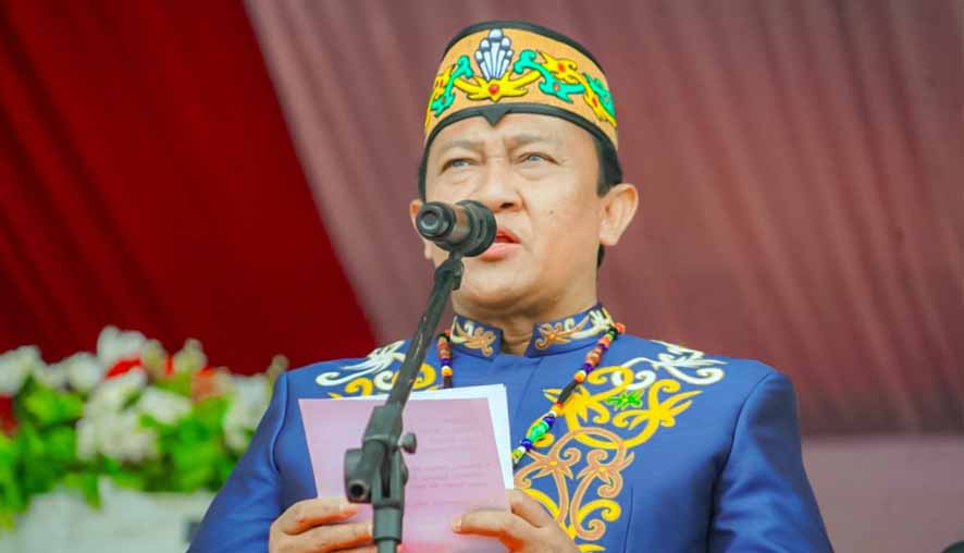 Pimpin Upacara Hari Jadi ke-75 Barito Utara, Wagub Kalteng Apresiasi Kemajuan Pembangunan yang Dicapai