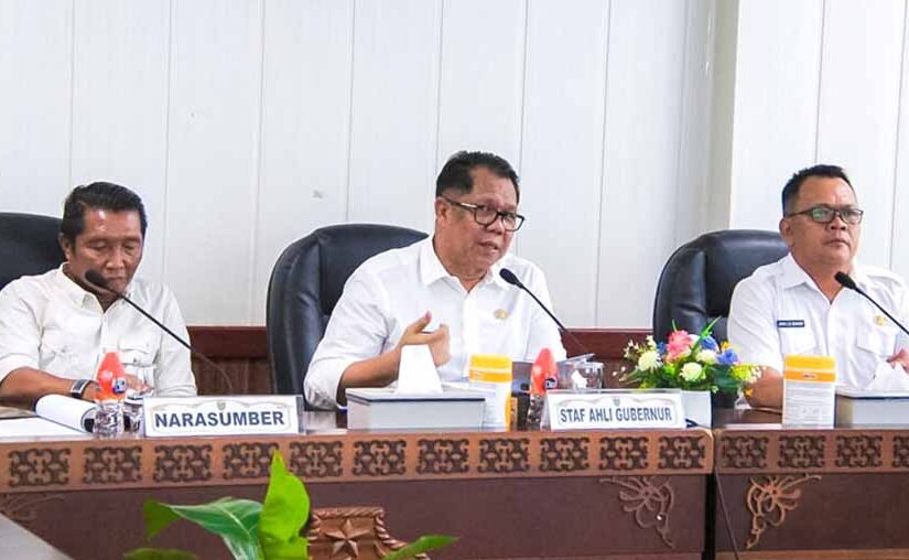 Sahli Gubernur Darliansjah Buka Rapat Tim Koordinasi Pengembangan dan Pembinaan Wilayah