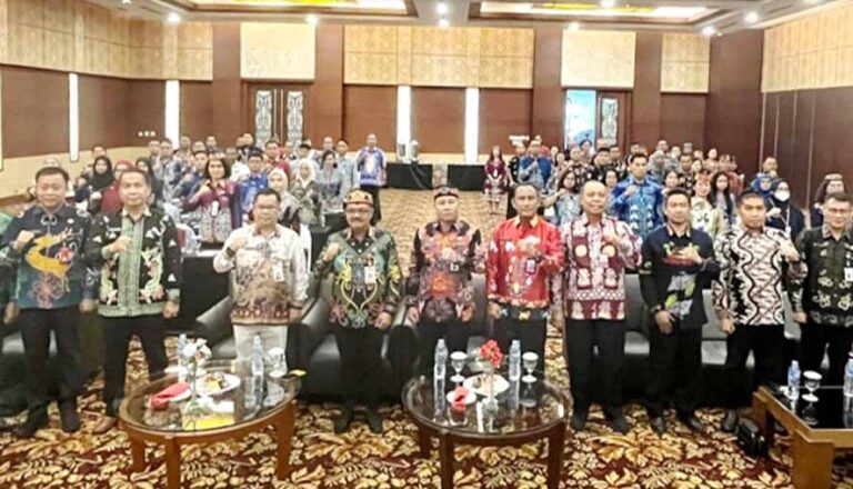 Herson B Aden Buka Forum PTSP se-Kalimantan Tengah Tahun 2025