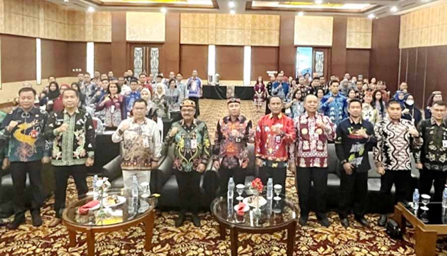 Herson B Aden Buka Forum PTSP se-Kalimantan Tengah Tahun 2025