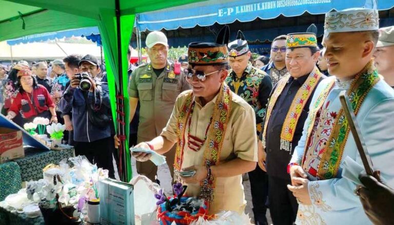 Komitmen Bangun SDM Unggul Melalui Sektor Pendidikan, Gubernur Tinjau SMAN 1 Kuala Kurun