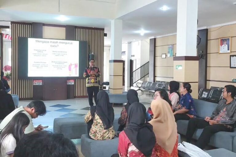 Bukit Rawi, 11 September 2025 - Tim Program Nasional Geriatri RS Kalawa Atei menggelar kegiatan